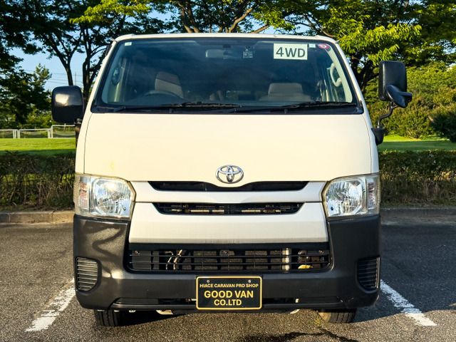 HIACE van 4WD
