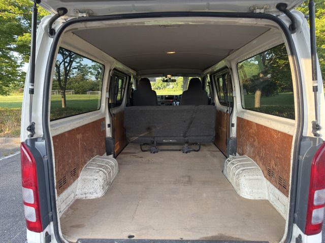 HIACE van 4WD
