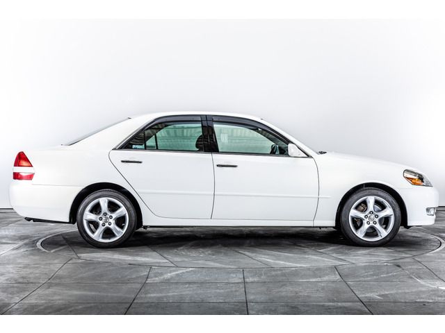 MARK2 sedan