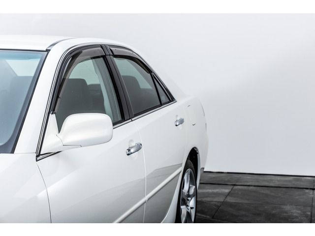 MARK2 sedan