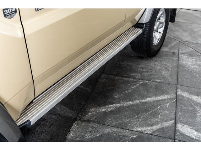 LANDCRUISER van