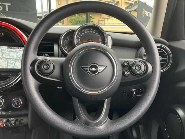 MINI ONE 5DOOR