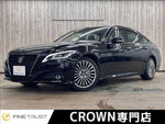 CROWN sedan hybrid