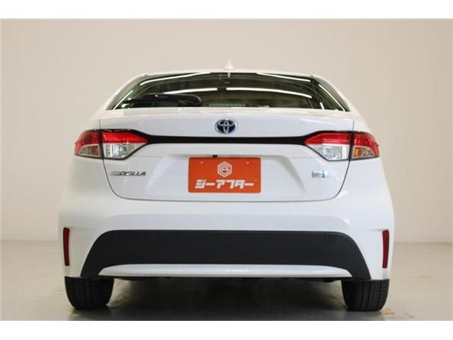 COROLLA sedan HYBRID 4WD