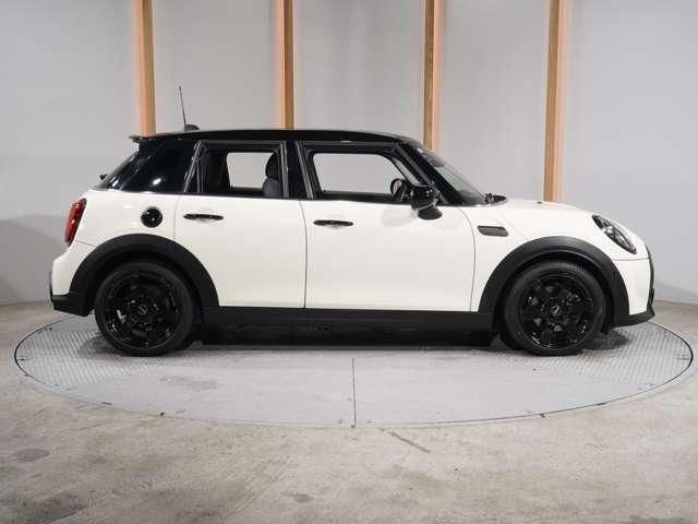 MINI COOPER SD 5DOOR