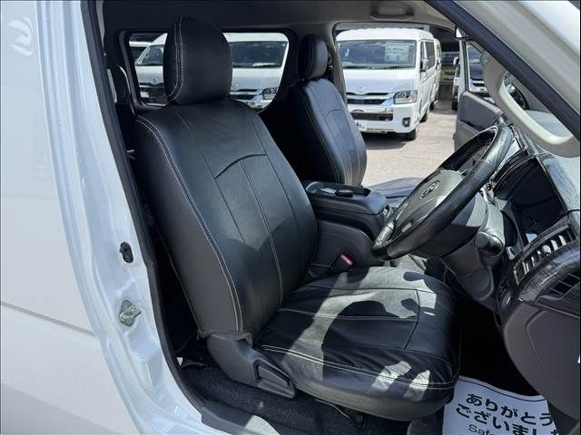 HIACE wagon