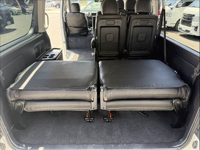 HIACE wagon