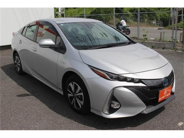 PRIUS PHV