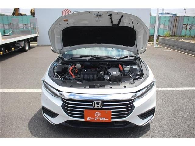 INSIGHT sedan