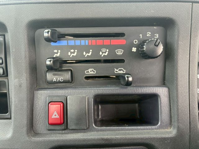 SAMBAR truck 4WD