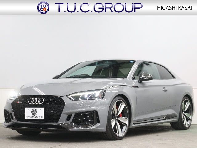 AUDI RS5