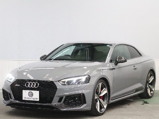 AUDI RS5