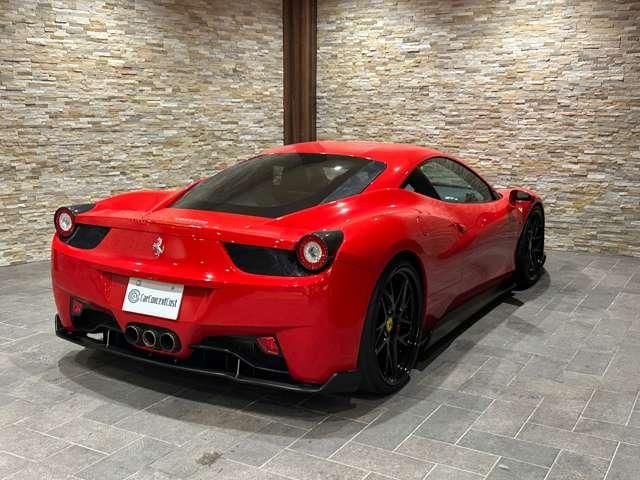FERRARI 458 Italia
