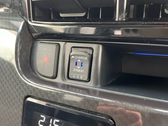 MOVE CUSTOM