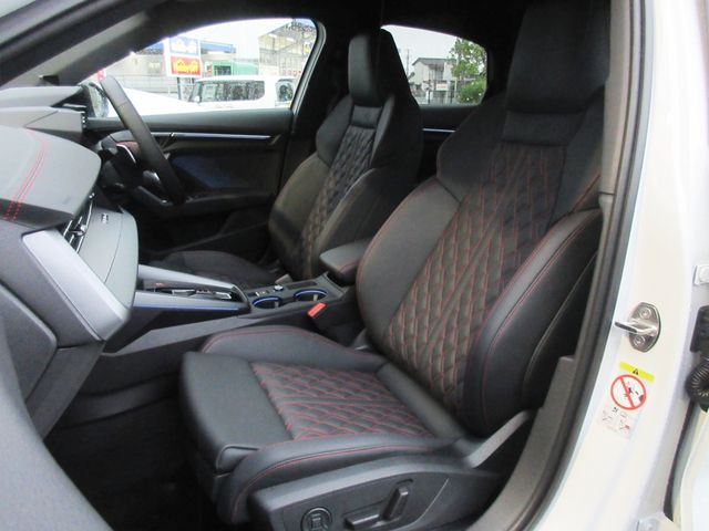AUDI S3 Sedan
