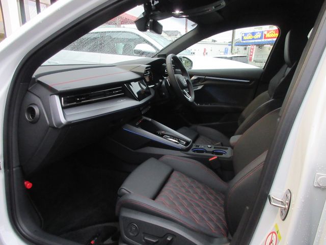 AUDI S3 Sedan
