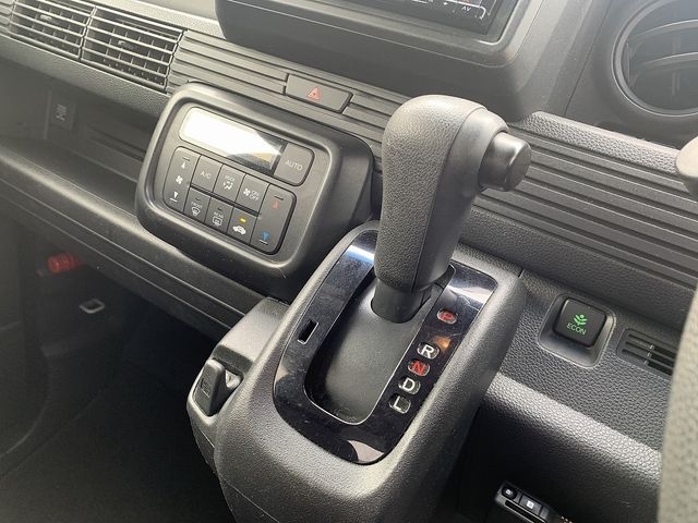 N-VAN 4WD