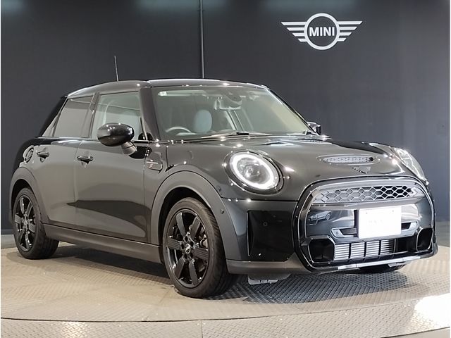 MINI COOPER SD 5DOOR