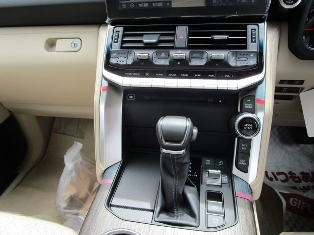 LANDCRUISER wagon