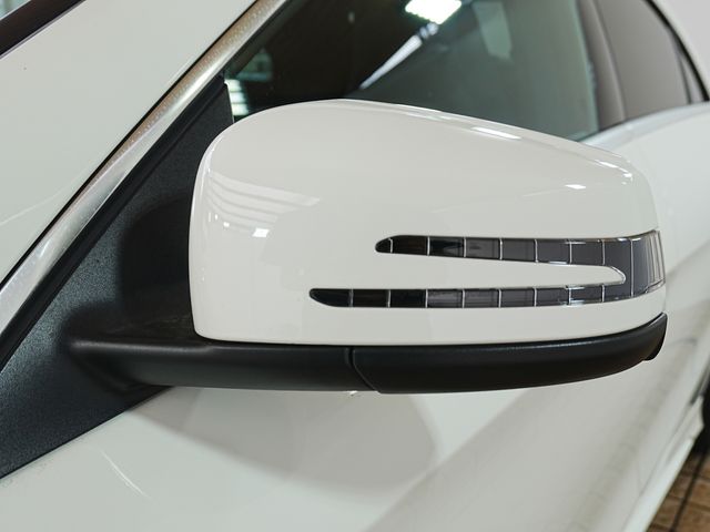 MERCEDES BENZ CLA class