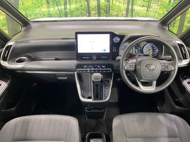 NOAH HYBRID 4WD