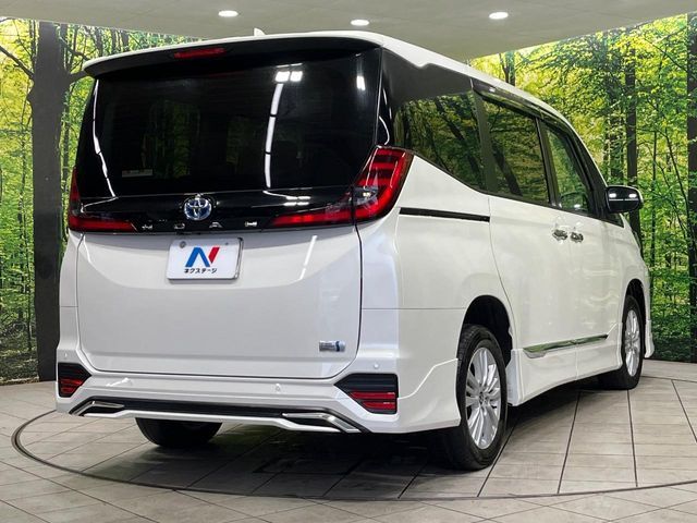 NOAH HYBRID 4WD