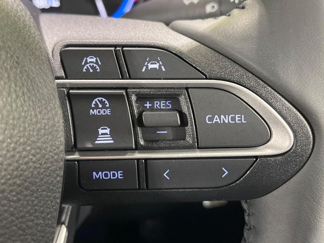 VOXY HYBRID 4WD