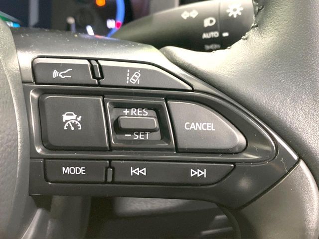 YARIS CROSS HYBRID