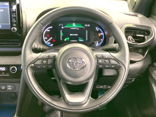 YARIS CROSS HYBRID