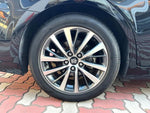 CROWN sedan hybrid