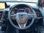 CROWN sedan hybrid