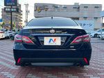 CROWN sedan hybrid