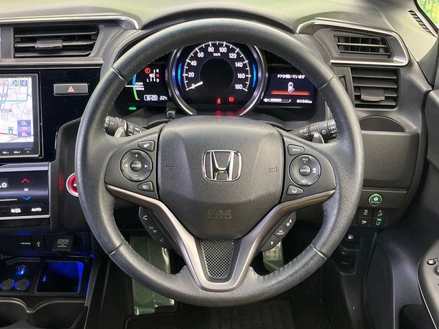 FIT HYBRID