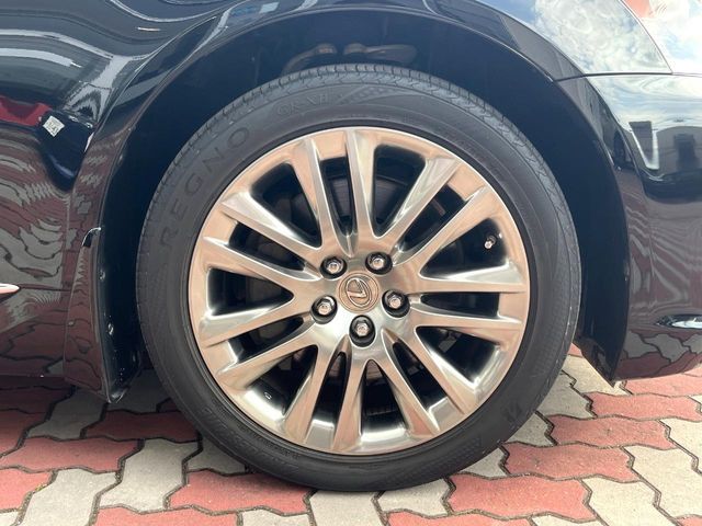 LEXUS LS600hL