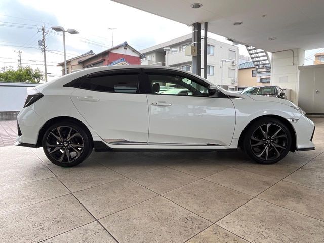 CIVIC hatchback