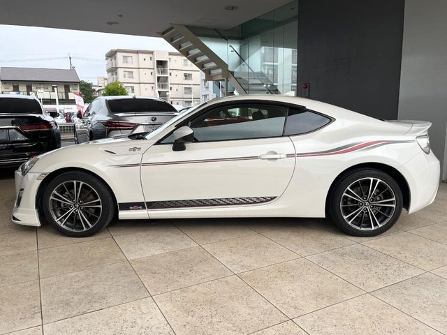 86
