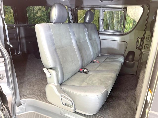 HIACE van 2WD