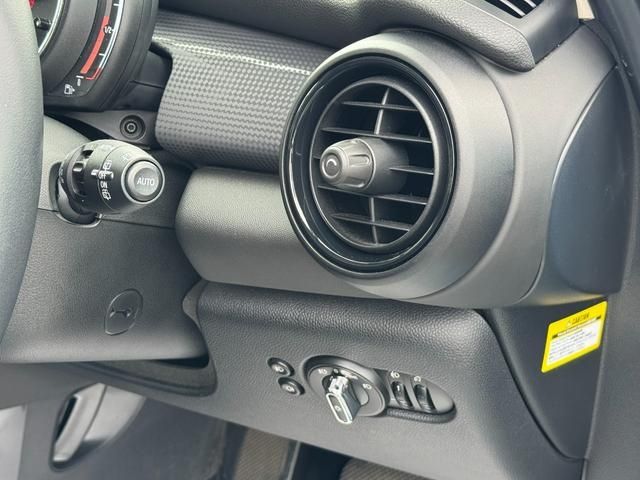 MINI COOPER D 5DOOR
