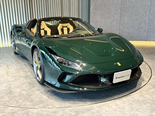 FERRARI F8 Spider