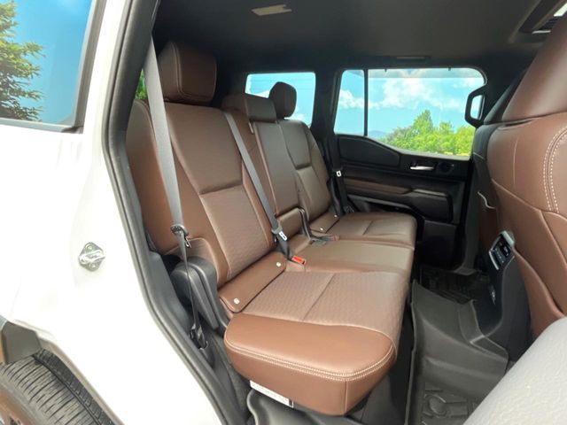 LANDCRUISER 250