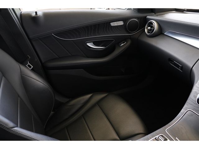 MERCEDES BENZ C class sedan