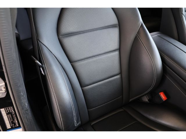 MERCEDES BENZ C class sedan