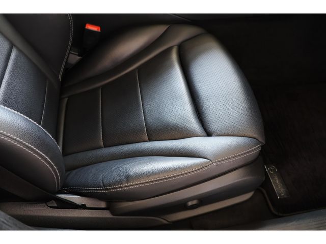 MERCEDES BENZ C class sedan