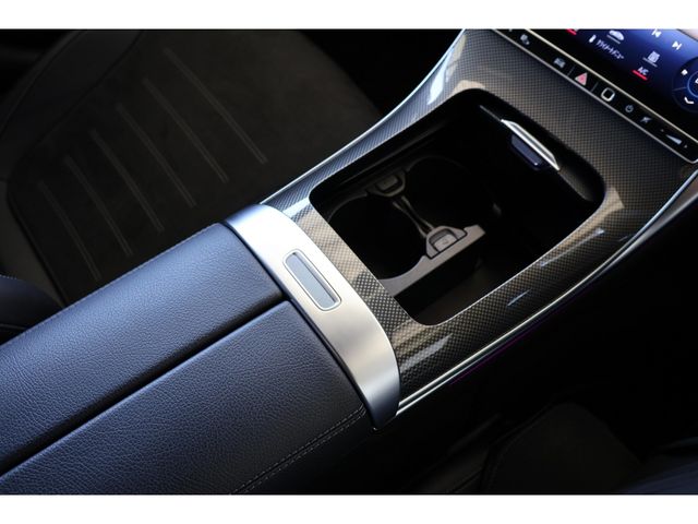 MERCEDES BENZ C class sedan