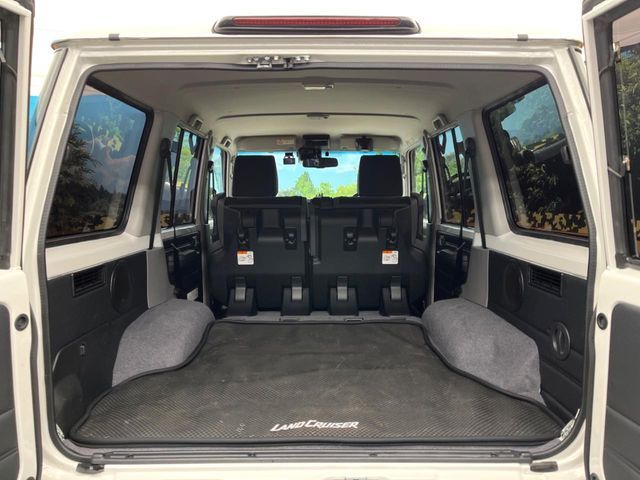 LANDCRUISER 70