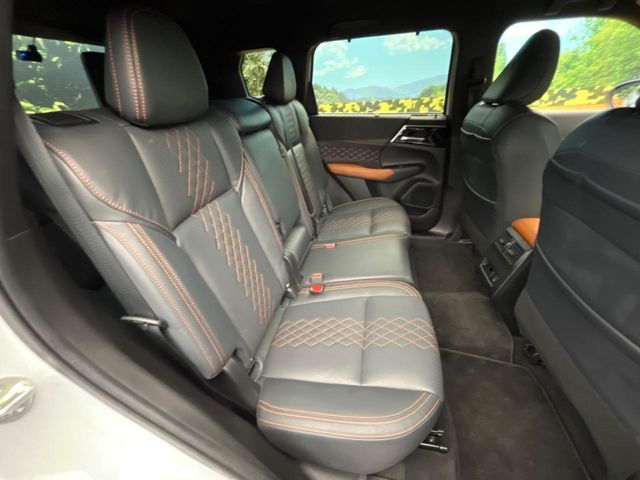 OUTLANDER PHEV