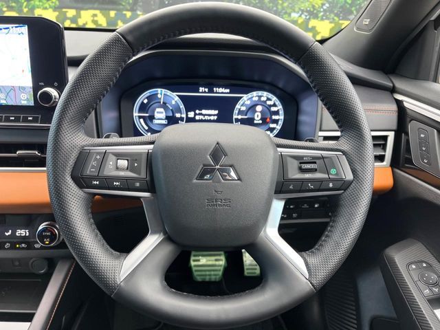 OUTLANDER PHEV