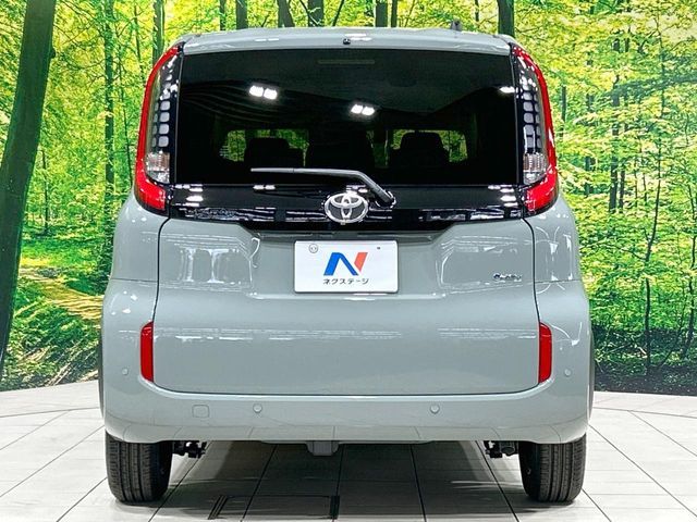 SIENTA HYBRID