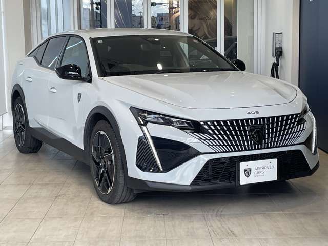 PEUGEOT 408