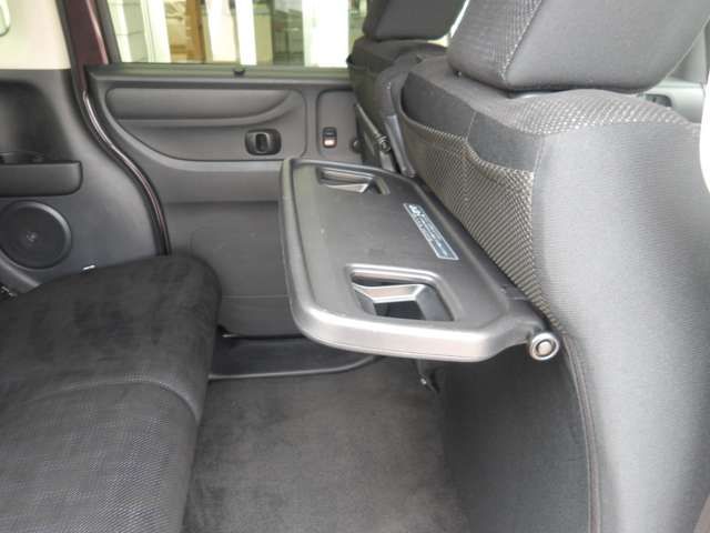 N BOX 4WD